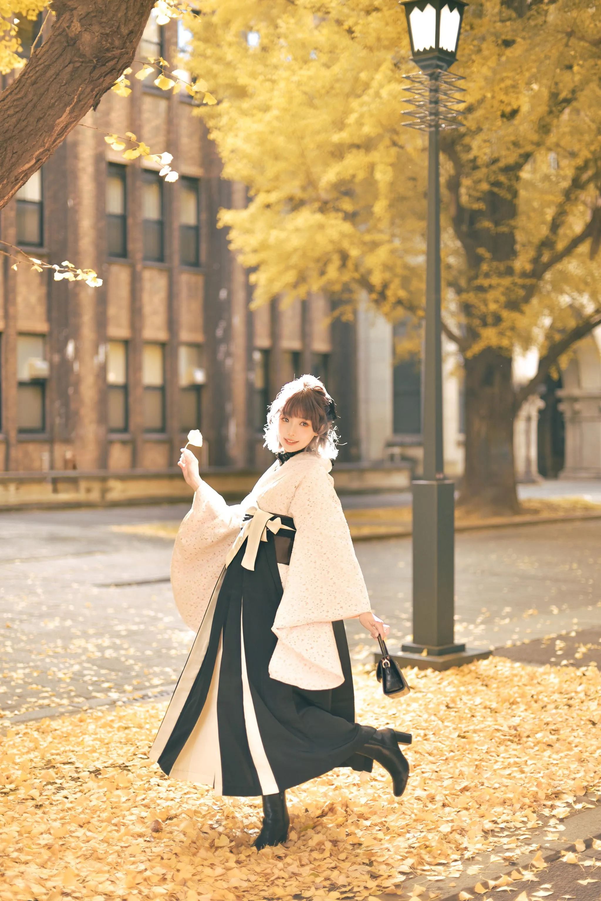 ElyEE子 – NO.130 23年11月订阅-Ginkgo Hakama [38P]插图4